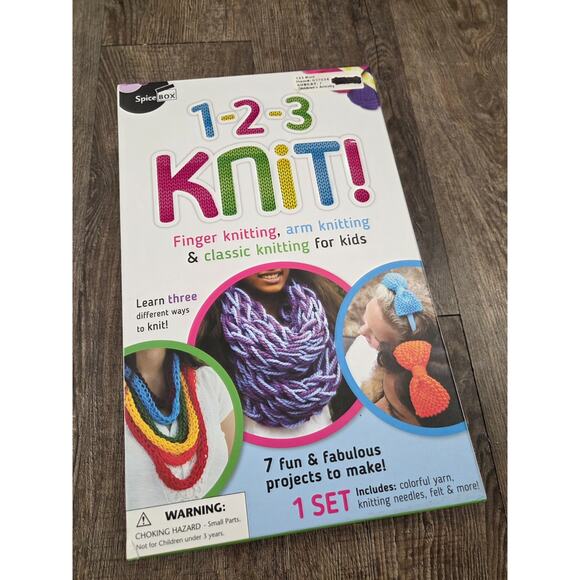 SPICE BOX: 1-2-3 Knitting Finger Arm Classic Knit DIY For Kids Crafts Project - Picture 1 of 7